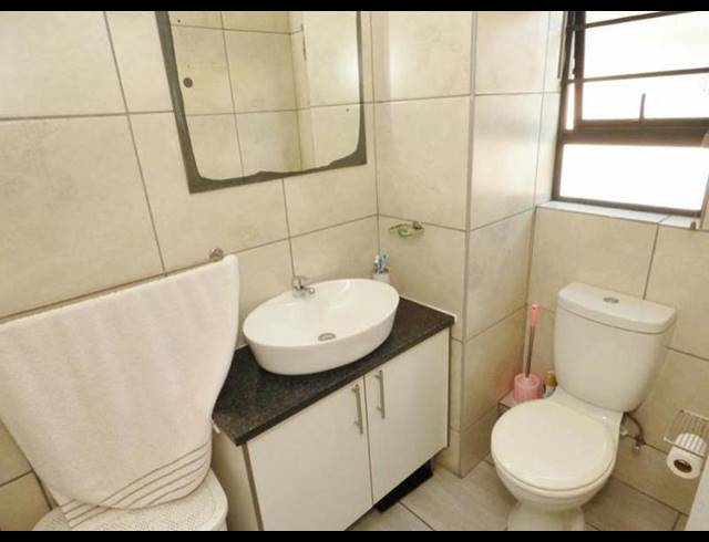 3 BEDROOM PROPERTY TO RENT IN BEYERS PARK